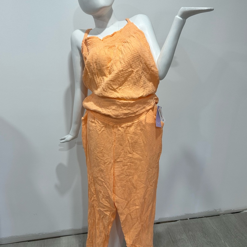 Light Orange Women's two piece Sleeveless Casual summer wear